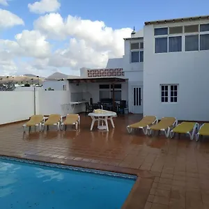 villa-mar-pocillos.puertodelcarmen-hotels.org/